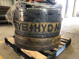 Used Hydraulic Magnet - picture0' - Click to enlarge
