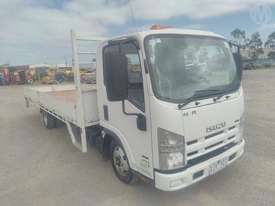 Isuzu NLR200 - picture0' - Click to enlarge