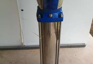 LLOYDS DEALS - 30 KW Lowara Multistage Centrifugal Water Pump Model 33SV10G300 (Pump Only)