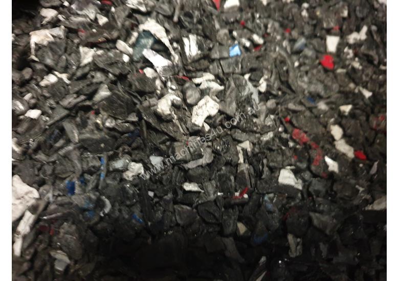caption Plastic granulator