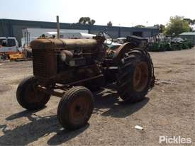 Fordson Major - picture2' - Click to enlarge
