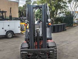 HIRE or SALE - 3.5T Linde H35T-03 - picture0' - Click to enlarge