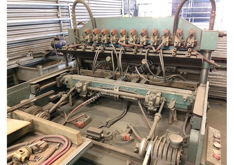 Used 1975 Wire Mesh Welding Machine Schlatter Industries Wire Mesh