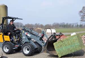 Tobroco Giant D337T Loader