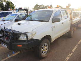 Toyota 2010 Hilux Dual Cab Ute - picture1' - Click to enlarge
