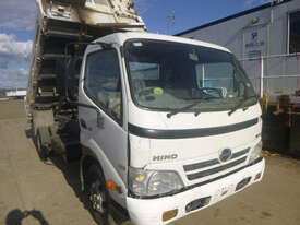 Hino 816 - 300 Series Tipper Truck - picture0' - Click to enlarge