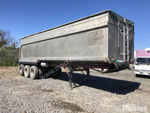 1990 Trio Trailers Pty Ltd Three Axle