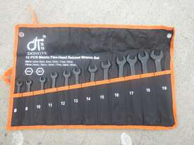 DONGTE 65 Piece Tool Set - picture1' - Click to enlarge