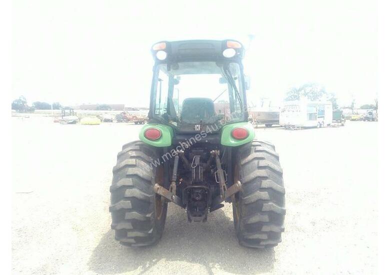 caption John Deere 4720