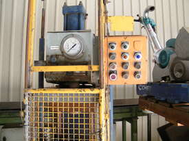 hydraulic press with  hydraulic power pack - picture2' - Click to enlarge