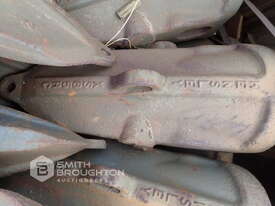CRATE COMPRISING OF BUCKET TEETH (UNUSED) - picture0' - Click to enlarge