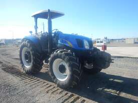New Holland T6020 Tractor - picture2' - Click to enlarge
