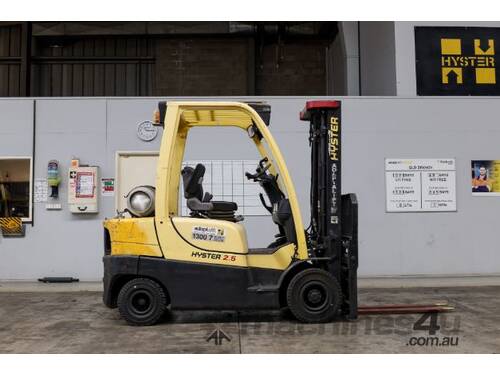 Counterbalance Forklift Hyster H2.5CT LPG 