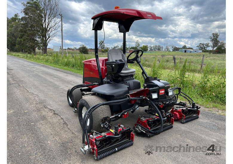 Used 2013 toro REELMASTER 5510 Turf Equipment in , Listed on Machines4u