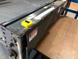 JUST IN - USED HERLESS MANUAL GUILLOTINE - picture1' - Click to enlarge