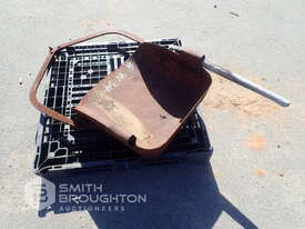 ANTIQUE HORSE DRAWN SHOVEL - picture0' - Click to enlarge