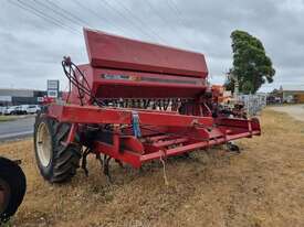 Case 5126 Seed Drill - Trash unit - High Clearance - picture2' - Click to enlarge