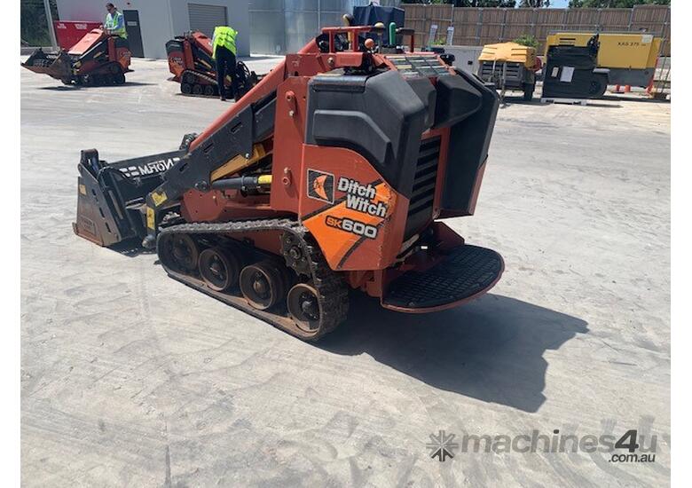 Used ditch witch 2017 DITCH WITCH SK600 MINI LOADER U4317 Mini Loader