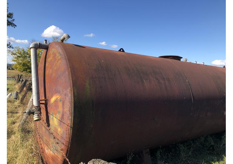 caption Fuel/water tank 15000L