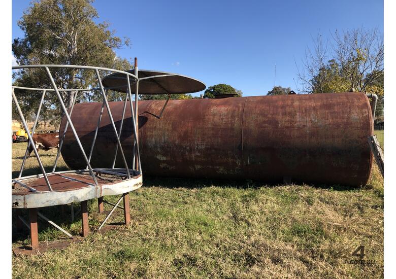 caption Fuel/water tank 15000L