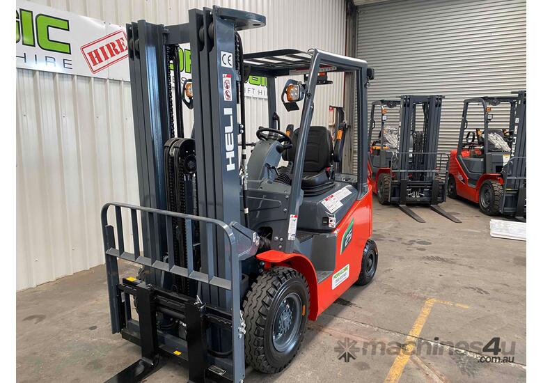 Heli Lithium Electric 2.5 Tonne Container Mast