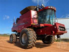 Case IH 8120 and 2152 45ft - picture0' - Click to enlarge