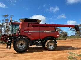 Case IH 8120 and 2152 45ft - picture2' - Click to enlarge