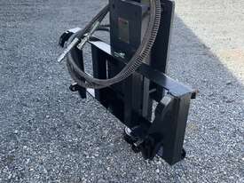 Hydraulic Post Driver with Universal Hitch - picture1' - Click to enlarge