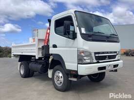 2010 Mitsubishi Canter FG - picture0' - Click to enlarge