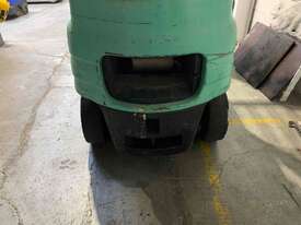 Mitsubishi 3500kg LPG Forklift - picture1' - Click to enlarge