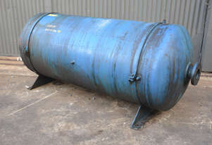 1300L Compressed Air Receiver Cylinder Vessel Pressure release valve