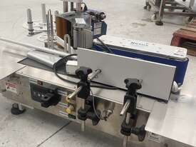 Nexus packaging bench top automatic labelling machine - picture0' - Click to enlarge