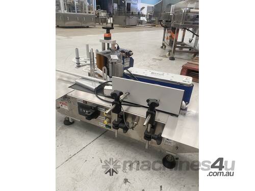 Nexus packaging bench top automatic labelling machine