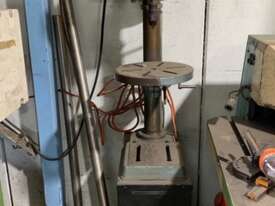 *MUST GO* Industrial Pedestal Drill (Three-phase Power) - picture0' - Click to enlarge