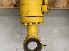 Komatsu PC120-6 Boom Cylinder  - picture0' - Click to enlarge