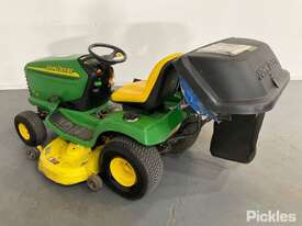 2005 John Deere LT180 - picture2' - Click to enlarge