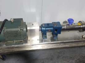 Sanitary screw pump - picture0' - Click to enlarge