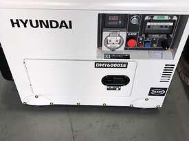 Generator: 6.5kva Hyundai DHY6000SERS (Remote Start) - picture0' - Click to enlarge