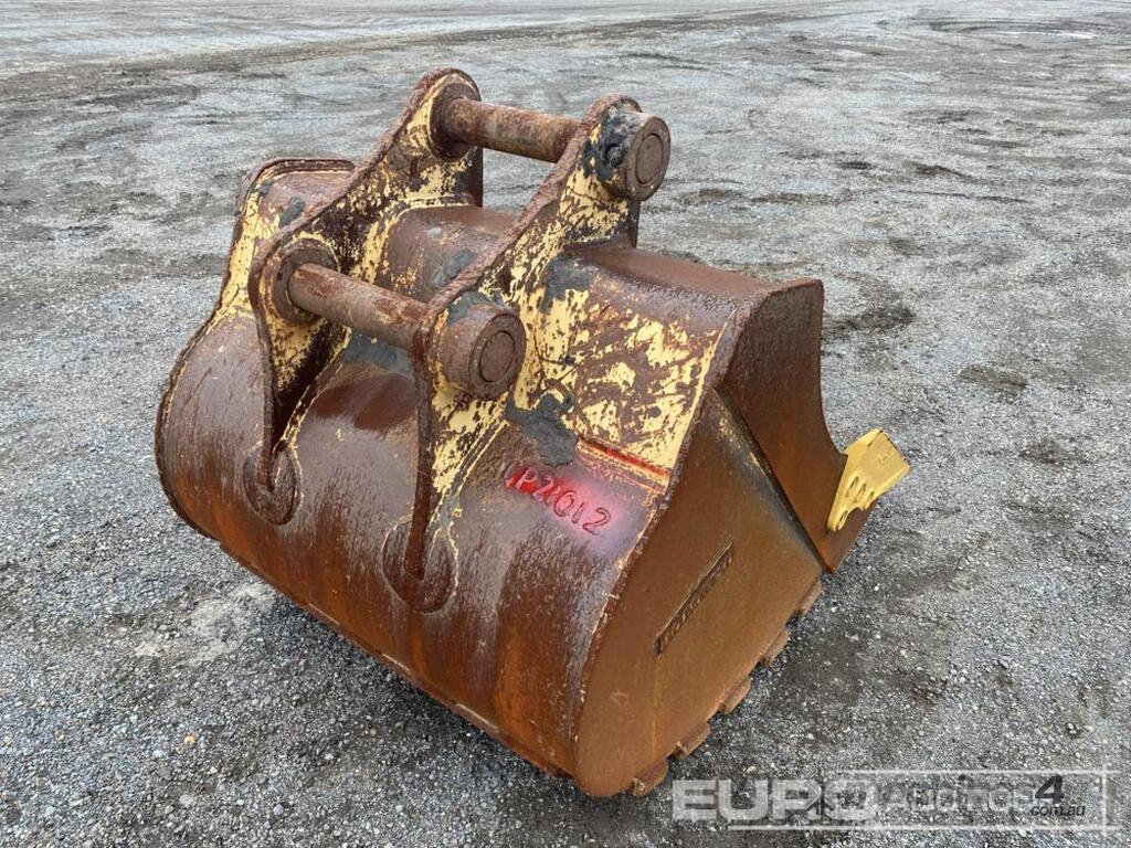 Used komatsu Komatsu 1145mm GP Bucket Ears 325mm Excavator Bucket in ...