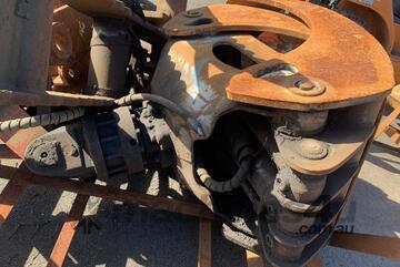 Hydraulic Swing Log Grapple Attachment for an Excavator