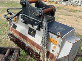 For Auction: Excavator Forestry Mulcher Attachment - picture0' - Click to enlarge