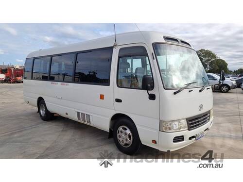 Toyota Coaster XZB50R