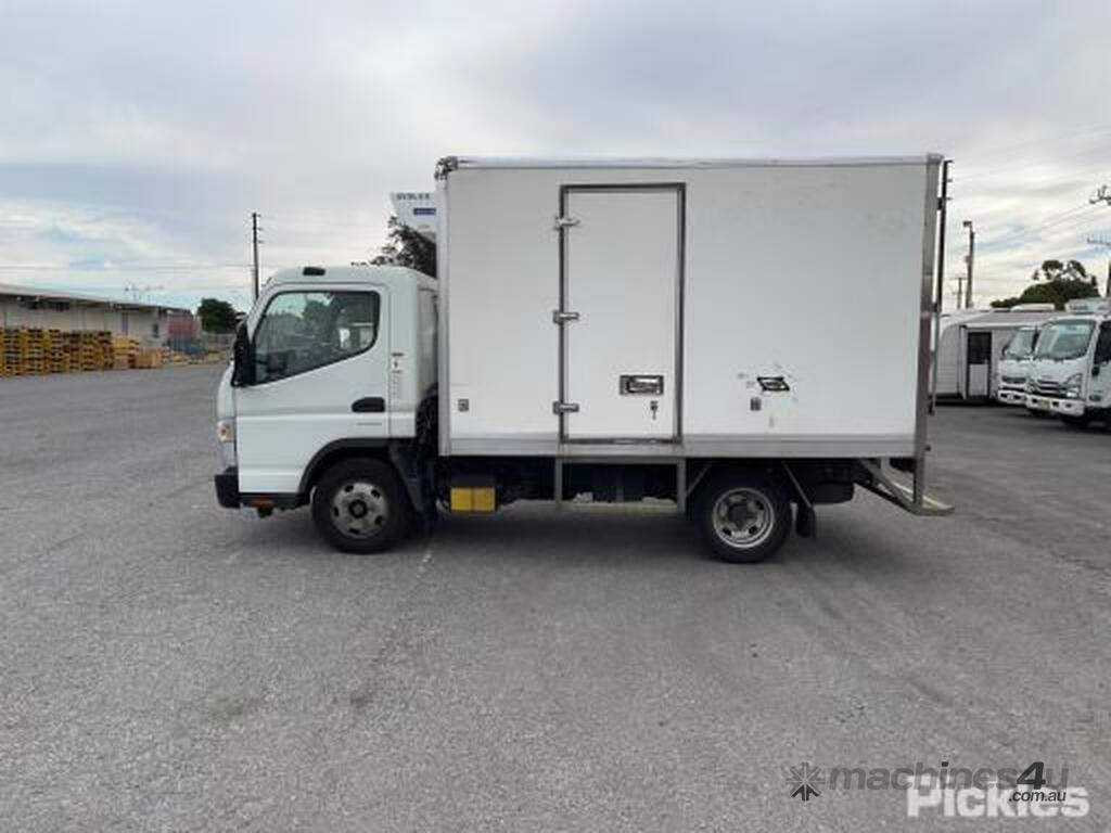 Buy Used Mitsubishi 2017 Mitsubishi Canter Fuso Pantech Truck in ...