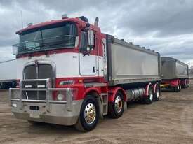 Kenworth K200 - picture2' - Click to enlarge