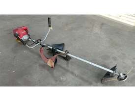 HONDA 4 STROKE WHIPPER SNIPPER  - picture0' - Click to enlarge