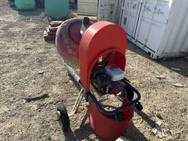 Petrol Cement Mixer - picture0' - Click to enlarge