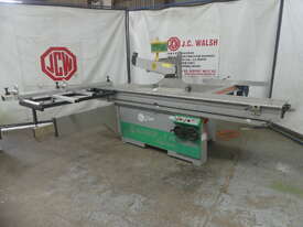 Altendorf F45 panel saw with motorised fence - picture0' - Click to enlarge