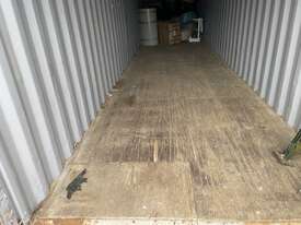 40ft Shipping Container - picture1' - Click to enlarge