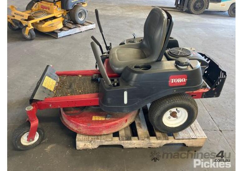 Used 2017 toro 2017 Toro Timecutter SS3225 Zero Turn Ride On Mower Ride