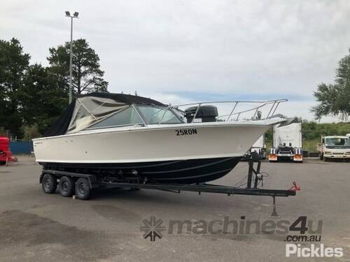 1982 Bertram 25 Fibreglass Runabout Boat and Trailer